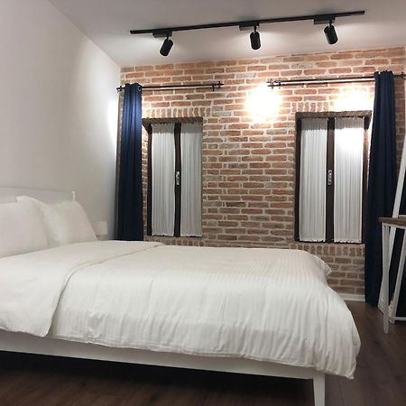 Old Bazaar Rooms 科尔察 外观 照片