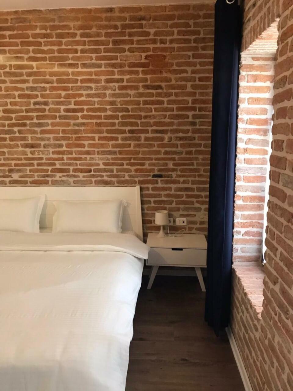 Old Bazaar Rooms 科尔察 外观 照片