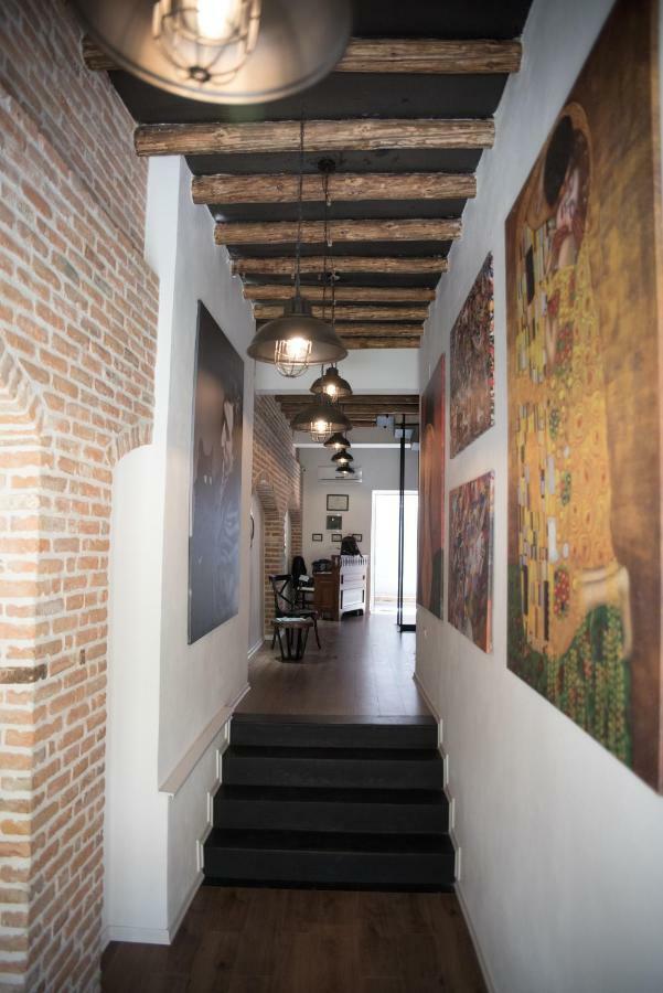 Old Bazaar Rooms 科尔察 外观 照片